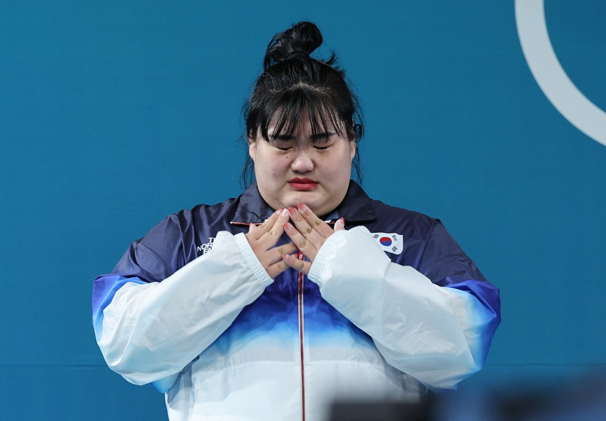 ⚽意甲战报：铃木彩艳屡献神扑难救主 皮纳蒙蒂补射制胜 帕尔马0-1不敌热那亚