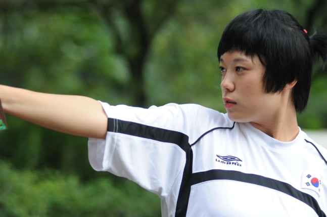 阿森纳曾与巴黎交手4次，1胜3平保持不败