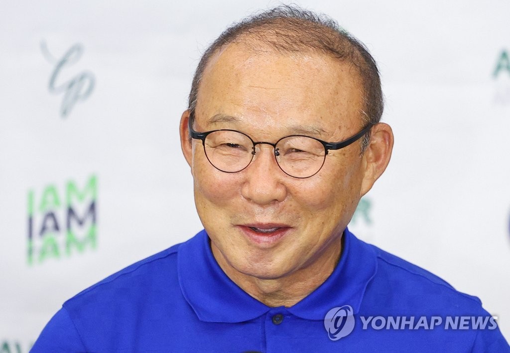 换完主教练就走人？意媒：罗马主席弗里德金父子已经离开罗马城