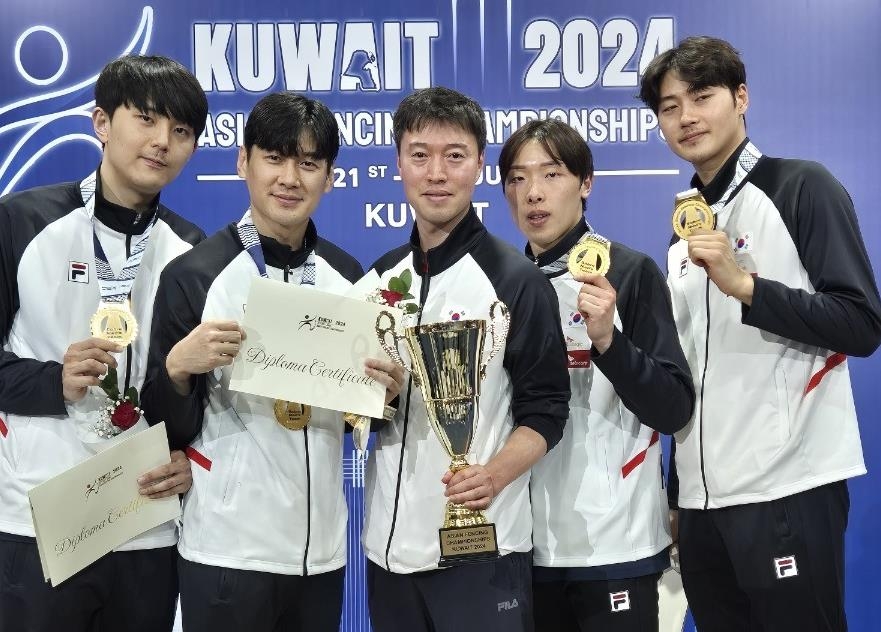⚽意甲半场：德凯特拉雷、雷特吉头球破门 卢克曼传射建功 亚特兰大暂3-2佛罗伦萨