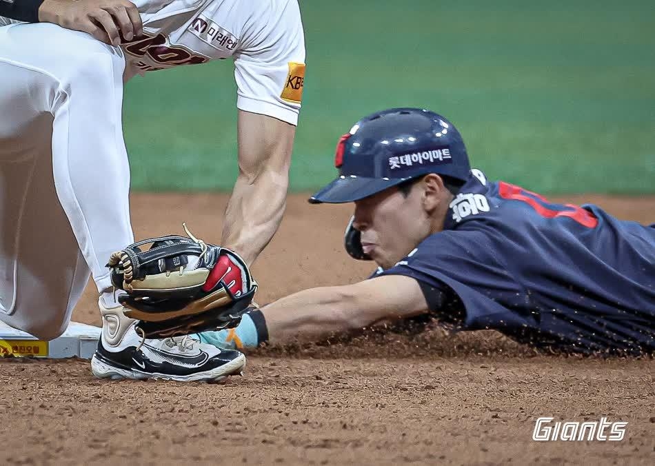 法兰克福vs拜仁慕尼黑全场数据：射门数6-24，射正数4-13