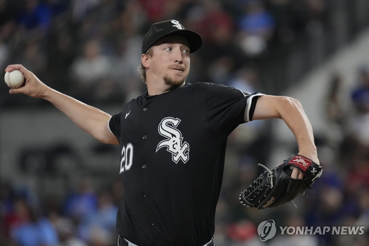 ✅辽宁男篮与阿丘尔和沙约克两位外援正式终止合同